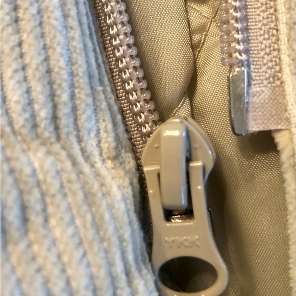 Esprit Camel Wide Wale  Corduroy Jacket with Faux Furry Trim. EUC! Women’s Med. - Picture 9 of 16